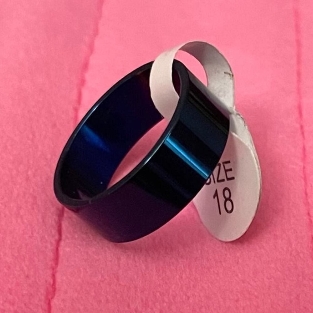 NEW Women's Ring Shiny Metallic Dark Blue Size 7 Stainless Steel